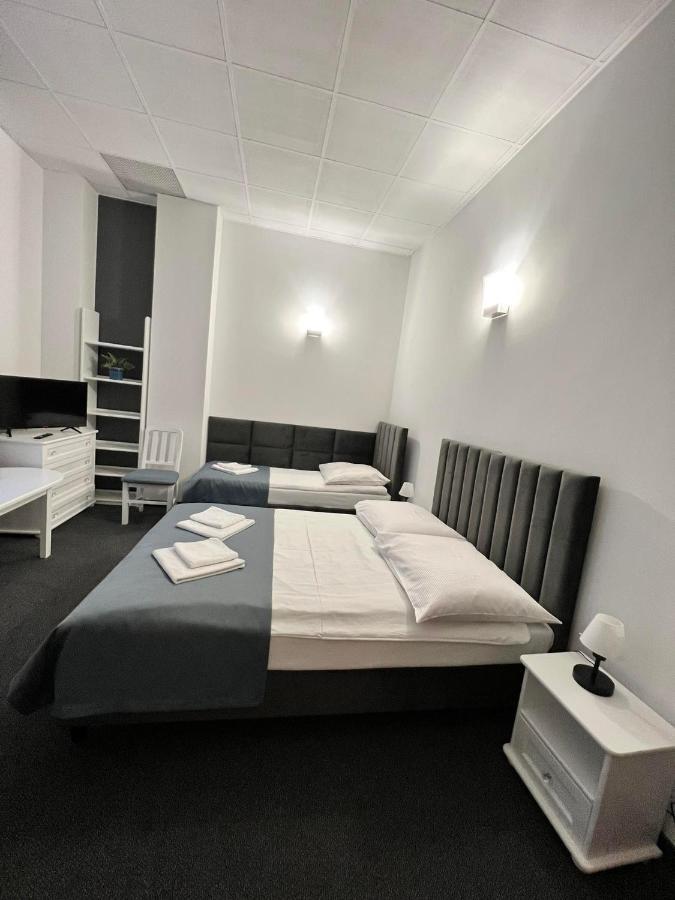 Hotel Park Opoczno Exteriör bild